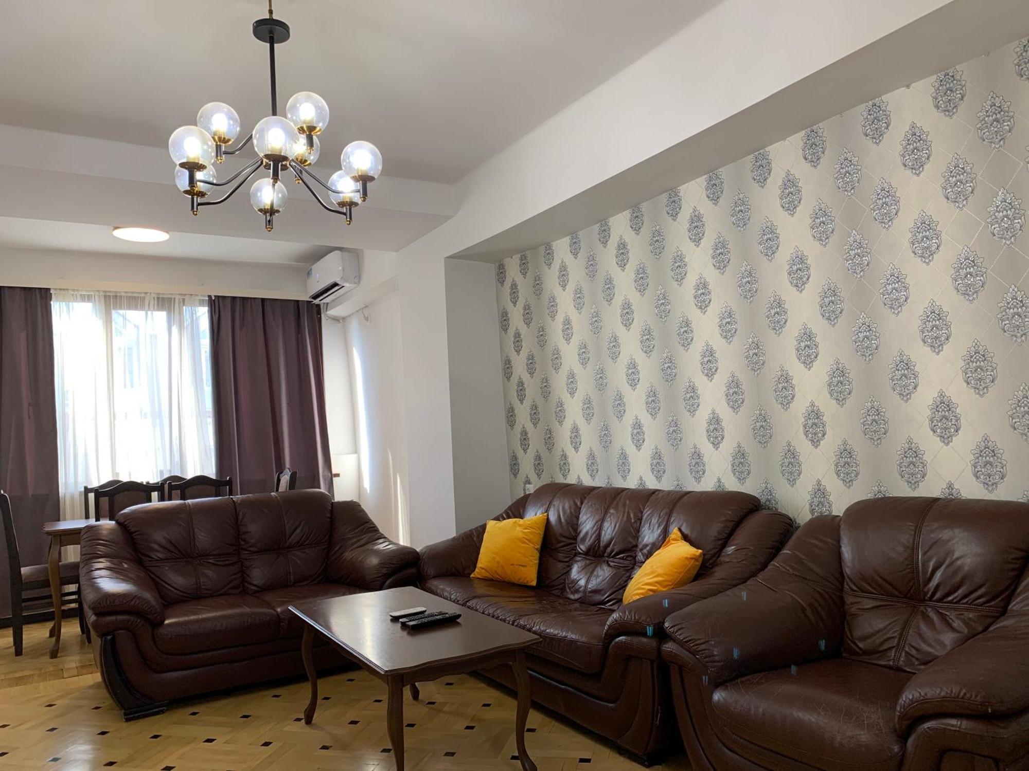 Apartment In The Center Of Єреван Екстер'єр фото