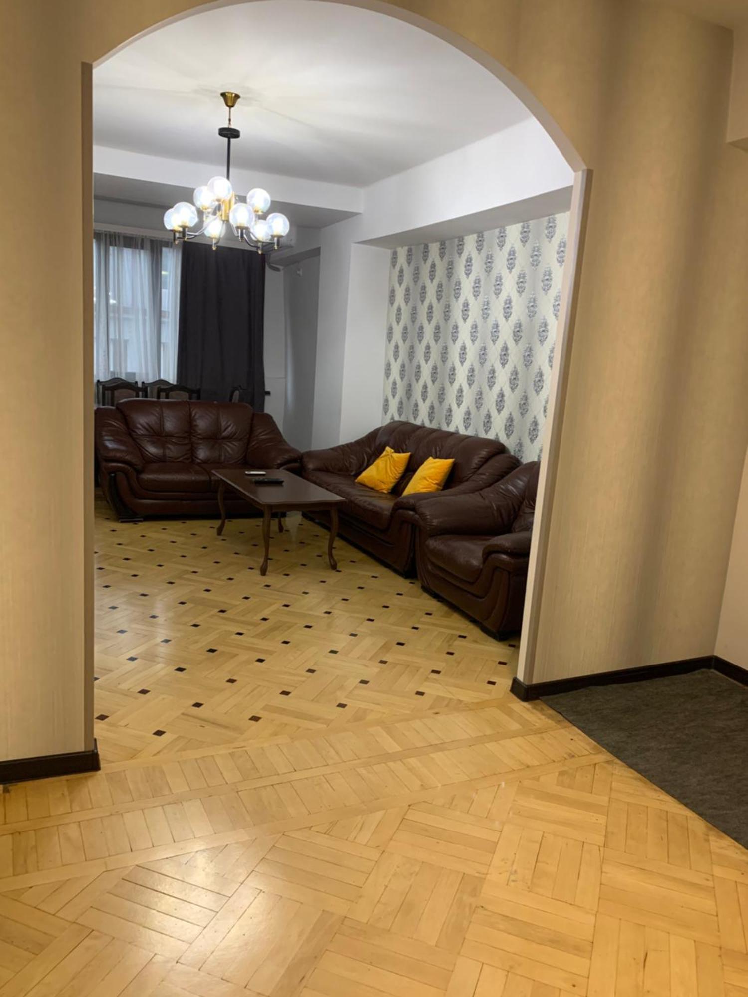 Apartment In The Center Of Єреван Екстер'єр фото